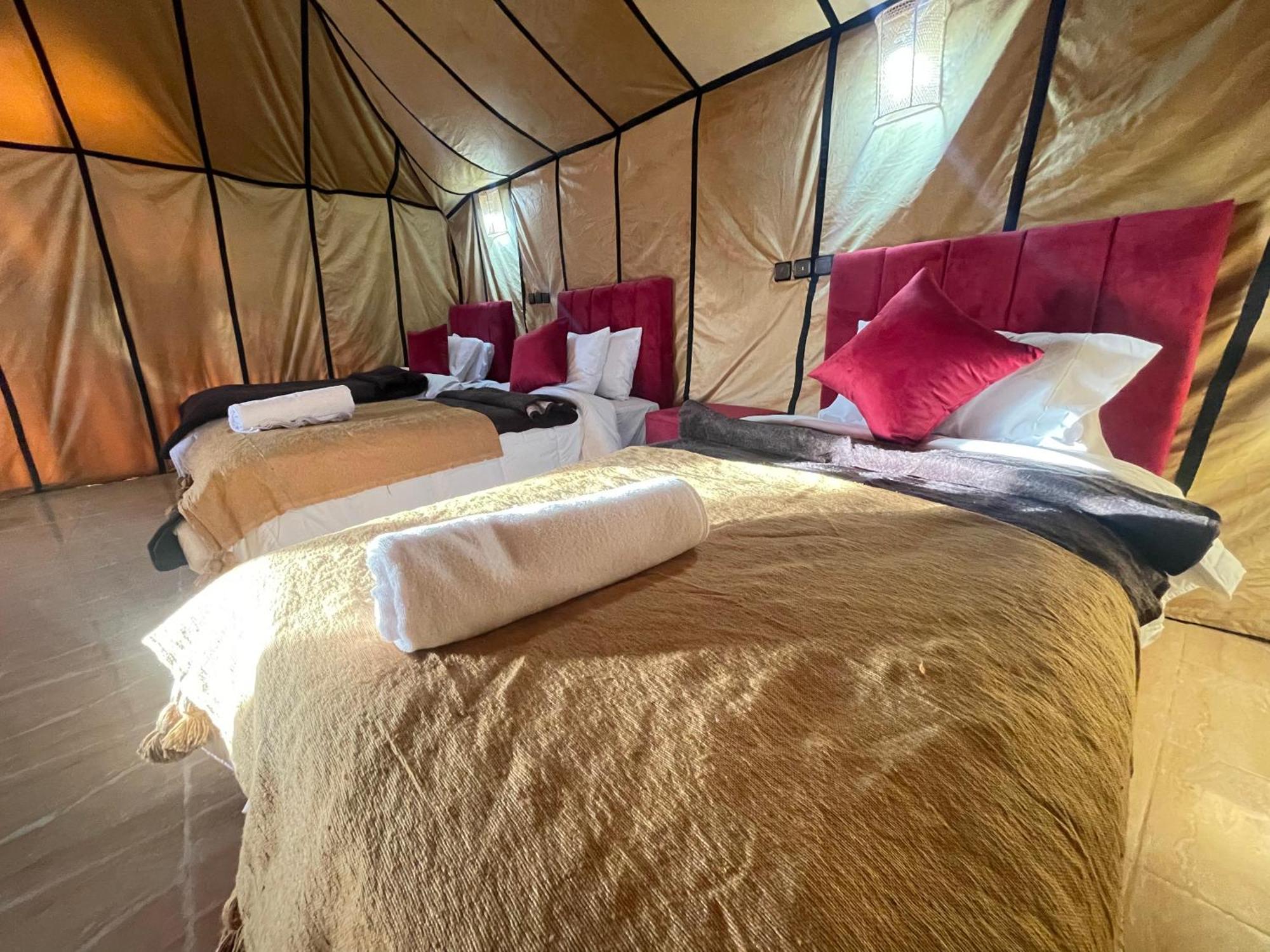 Roses Desert Camp Merzouga Exterior foto